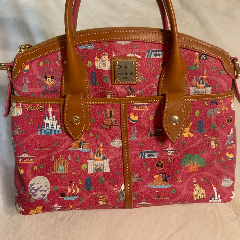 DOONEY AND BOURKE DISNEY PARKS BAG